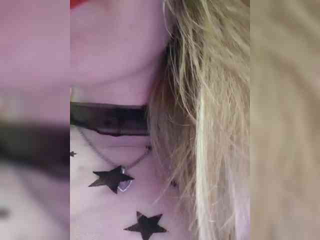 __EElaIzzza__ webcam