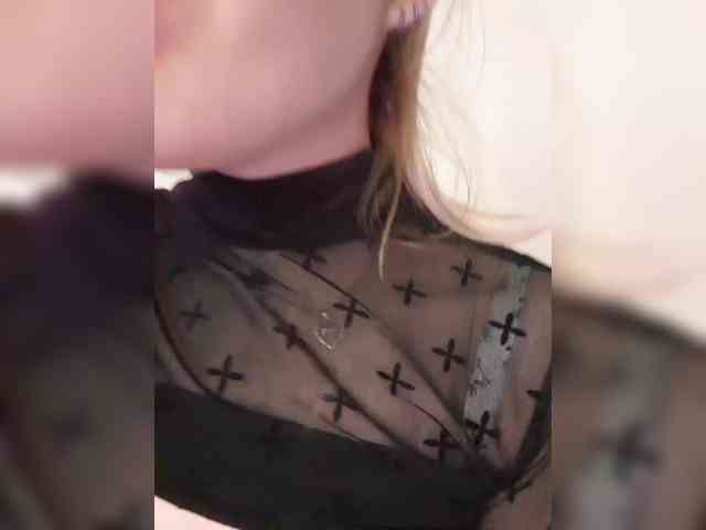 ElaIzza webcam