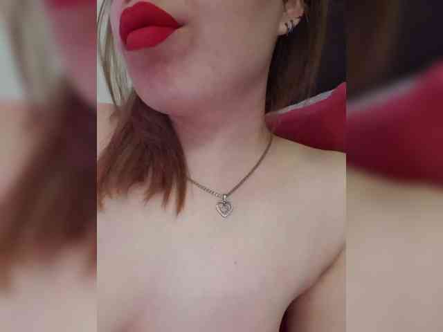 __EElaIzzza__ webcam