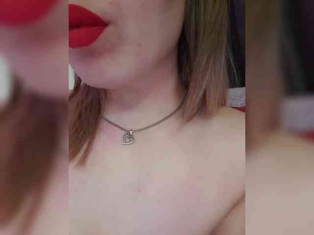 __EElaIzzza__ webcam