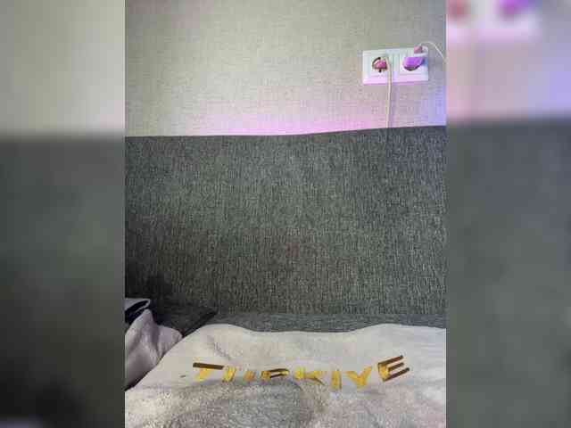 AquaEnchantress webcam