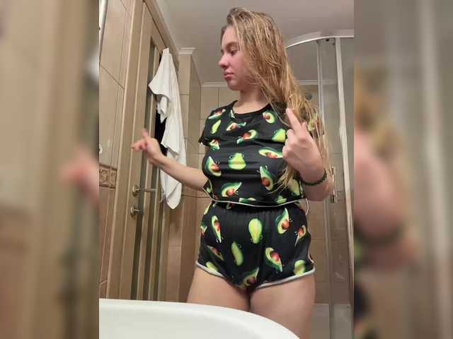 jucieLussie from BongaCams is Freechat