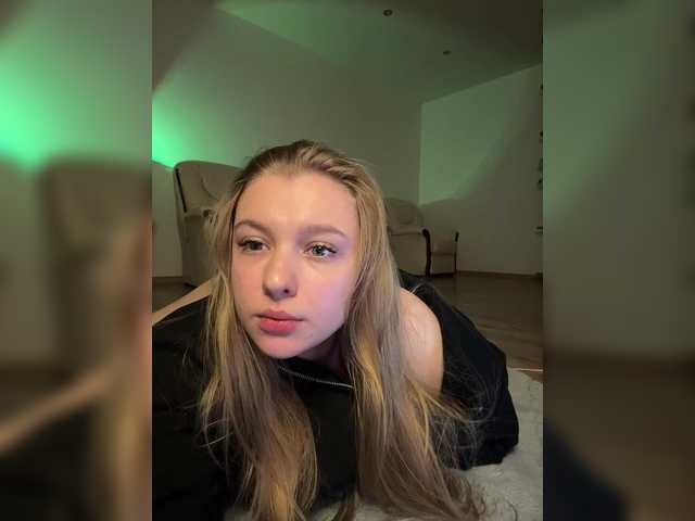  jucieLussie chat room