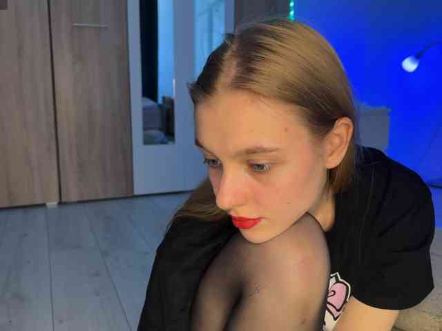 jucieLussie webcam
