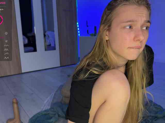 jucieLussie webcam