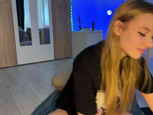 jucieLussie webcam