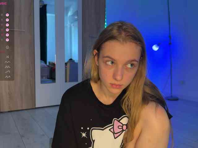 jucieLussie webcam