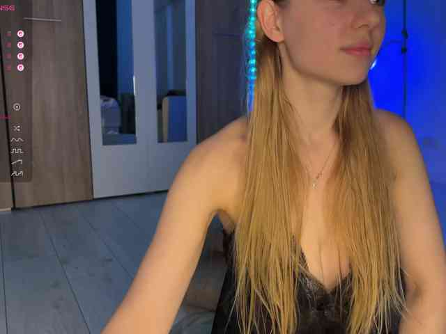 jucieLussie webcam