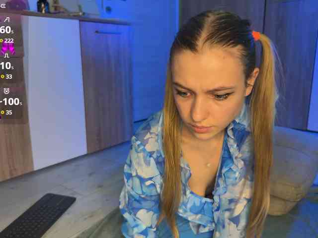 jucieLussie webcam