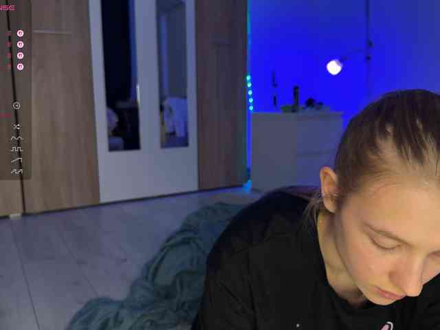 jucieLussie webcam