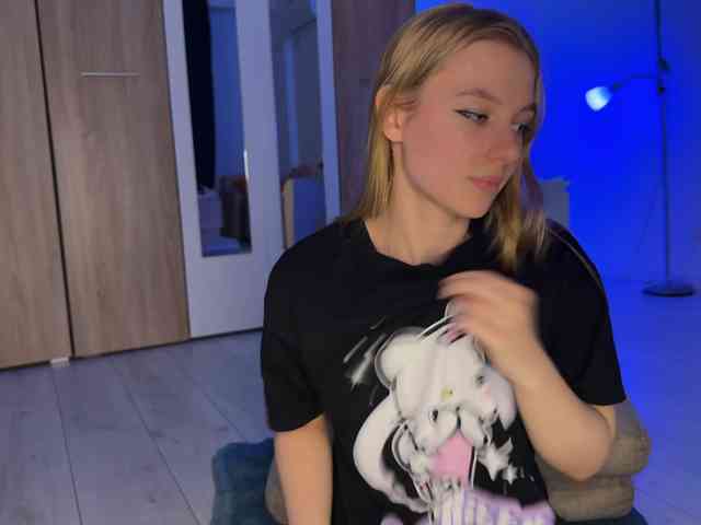 jucieLussie webcam