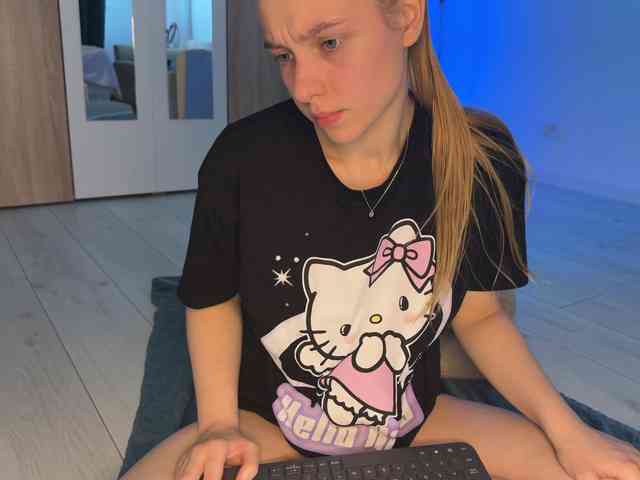 jucieLussie webcam