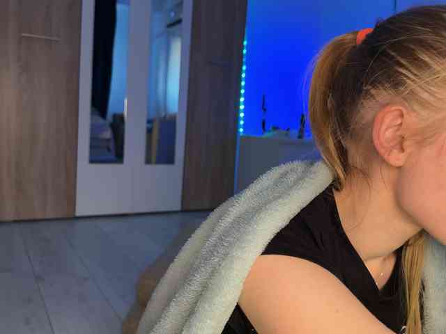 jucieLussie webcam