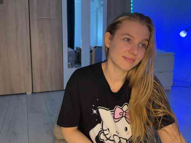 jucieLussie webcam