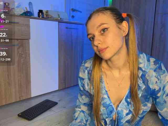 jucieLussie webcam