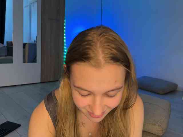 jucieLussie webcam