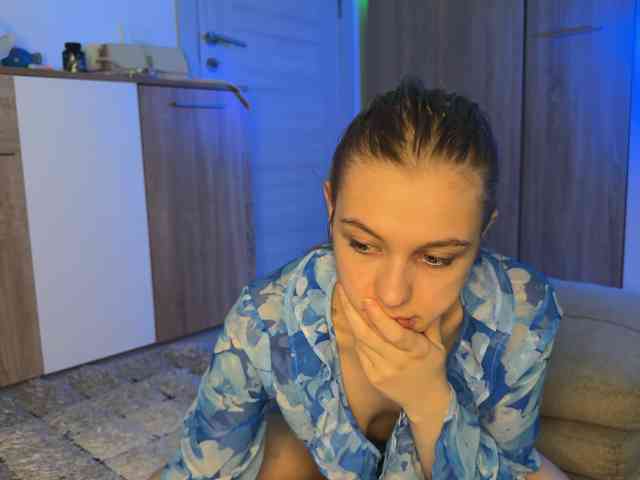 jucieLussie webcam