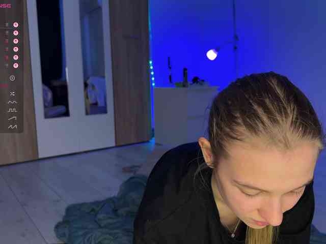 jucieLussie webcam