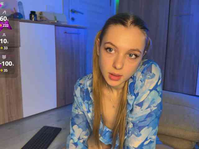 jucieLussie webcam