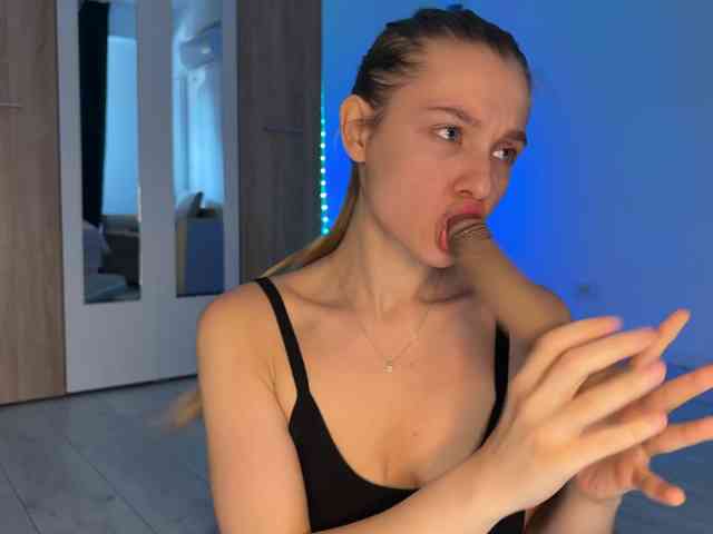 jucieLussie webcam