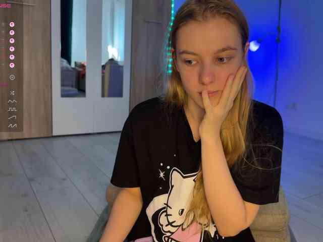 jucieLussie webcam