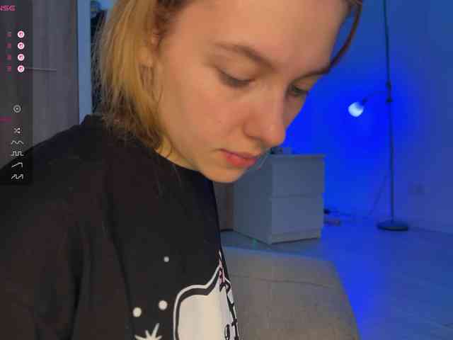 jucieLussie webcam