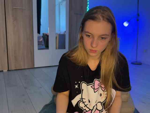 jucieLussie webcam