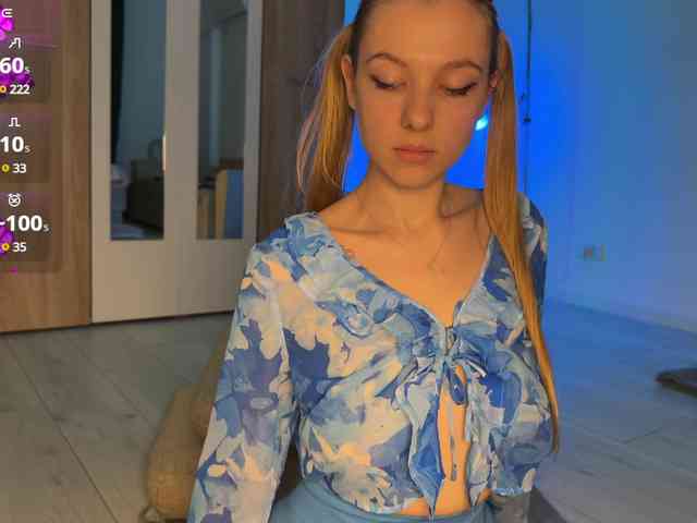 jucieLussie webcam