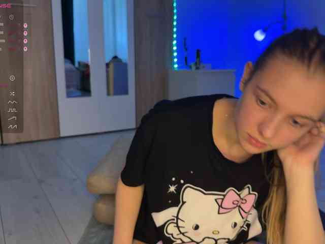 jucieLussie webcam