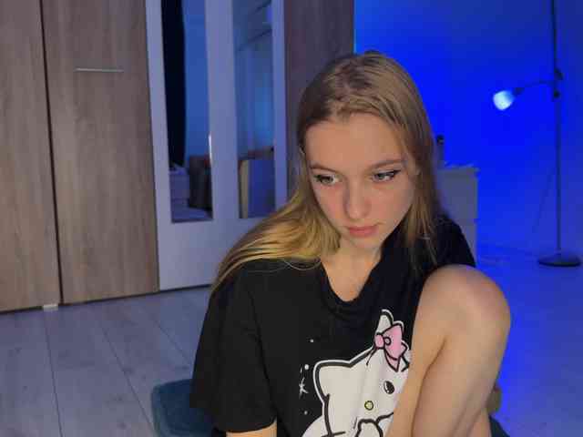 jucieLussie webcam