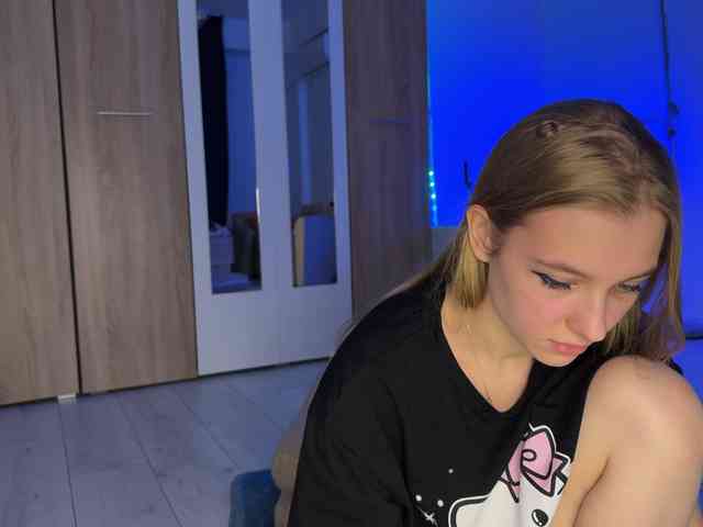 jucieLussie webcam