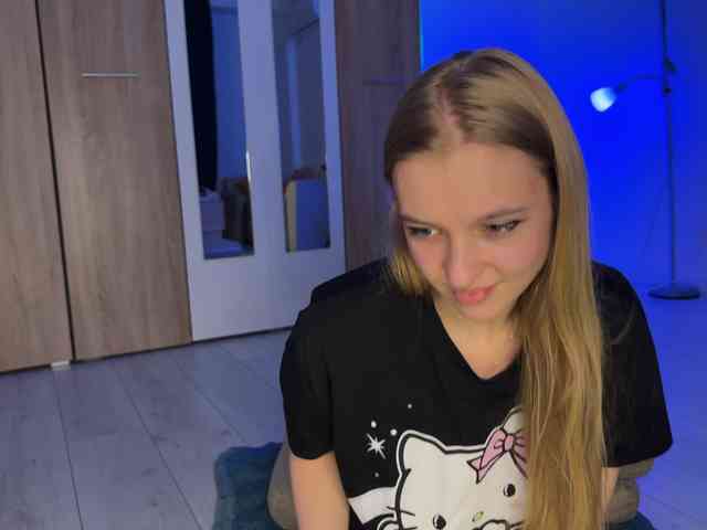 jucieLussie webcam
