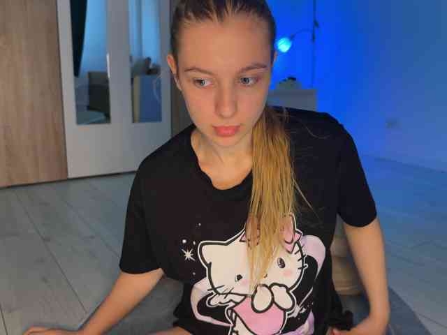 jucieLussie webcam
