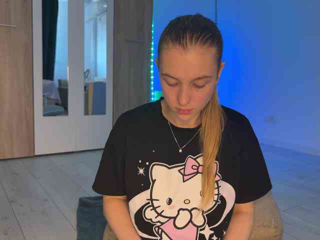 jucieLussie webcam