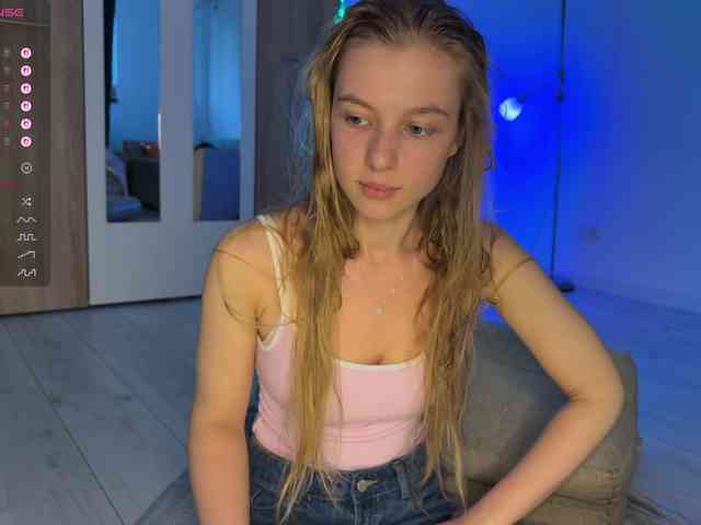 jucieLussie webcam