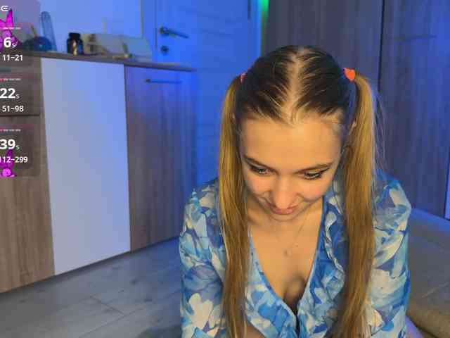 jucieLussie webcam