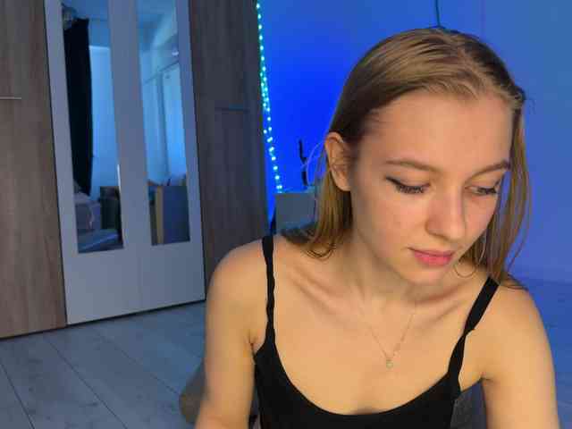jucieLussie webcam