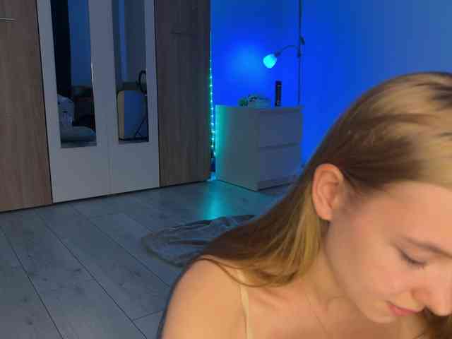 jucieLussie webcam
