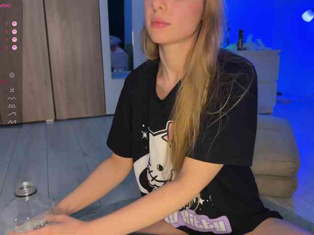 jucieLussie webcam
