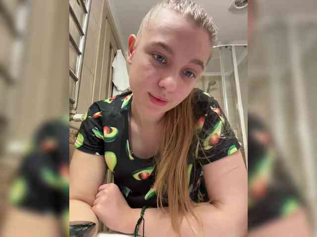 jucieLussie's webcam live show
