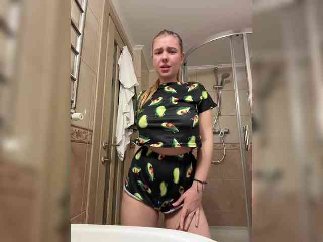 jucieLussie's webcam live show