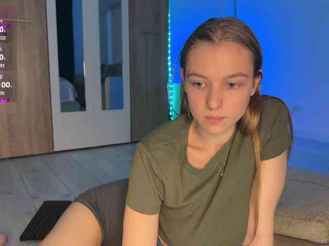 jucieLussie webcam