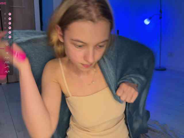 jucieLussie webcam