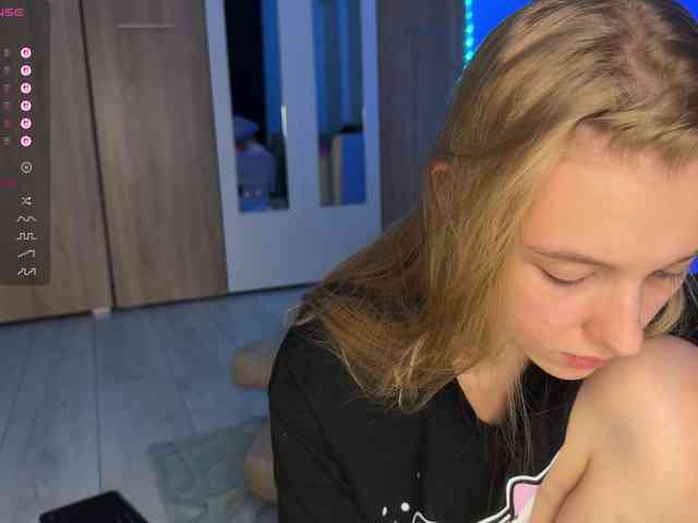 jucieLussie webcam