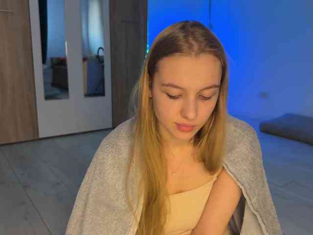 jucieLussie webcam