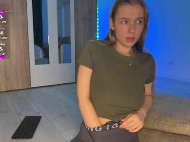 jucieLussie webcam