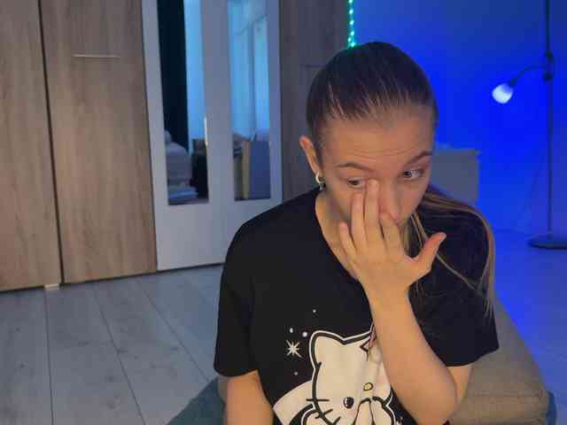 jucieLussie webcam