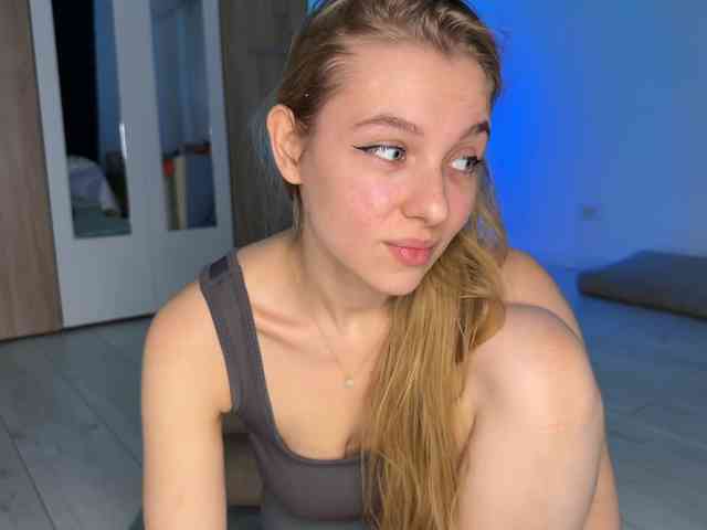 jucieLussie webcam