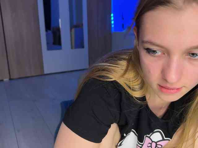 jucieLussie webcam