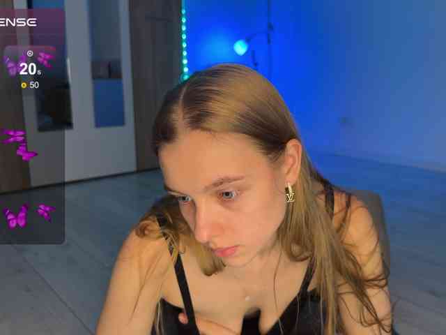 livesex chat JucieLussie